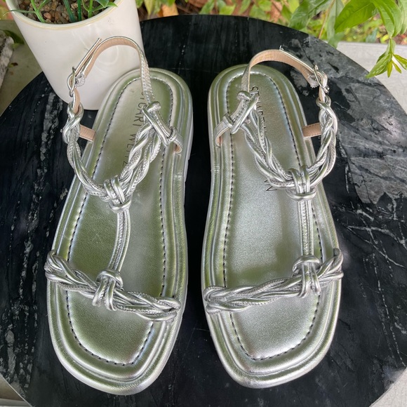 STUART WEITZMAN Sport Sandals  Black leather sandals size 5.5 like new - Picture 6 of 9